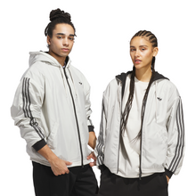 Charger l'image dans la galerie, Veste Adidas réversible Shmoofoil