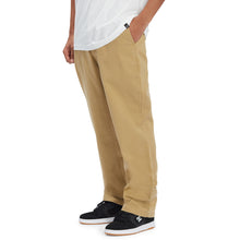 Load image into Gallery viewer, DC Shoes Worker relaxed Chino pants