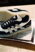 Load image into Gallery viewer, Adidas Aloha Super x Gustave Tonessen
