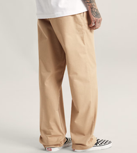 Charger l'image dans la galerie, Pantalon Vans Authentic Chino

