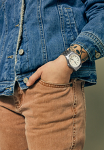Load image into Gallery viewer, Nixon Echo 38 Watch
