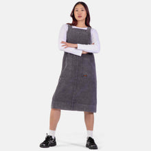 Load image into Gallery viewer, Robe Santa Cruz Pinafore
