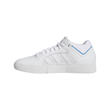 Load image into Gallery viewer, Adidas Tysahwn
