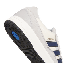 Load image into Gallery viewer, Adidas Tyshawn 2
