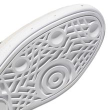 Load image into Gallery viewer, Adidas Busenitz
