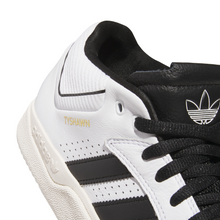 Load image into Gallery viewer, Adidas Tyshawn
