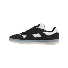 Load image into Gallery viewer, Adidas Aloha Super x Gustave Tonessen

