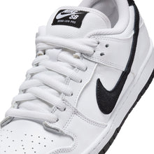 Charger l'image dans la galerie, Nike SB Dunk Low Pro
