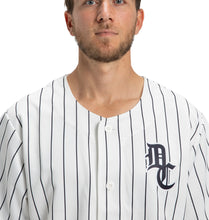 Load image into Gallery viewer, Chemise de baseball Dc Shoes Slugger
