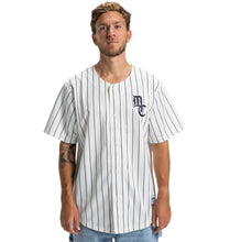 Load image into Gallery viewer, Chemise de baseball Dc Shoes Slugger
