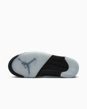 Load image into Gallery viewer, Jordan 5 Unc
