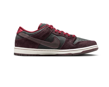 Charger l&#39;image dans la galerie, Nike Sb Dunk low Riot
